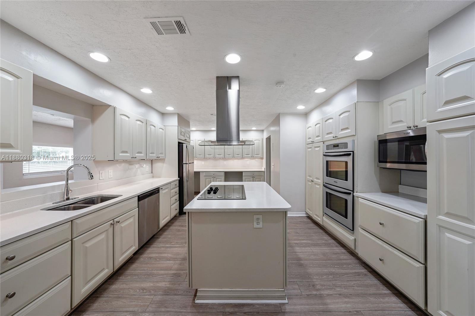 1000 Northwest 17th Avenue Boca Raton, FL 33486 - Photo 9 of 37