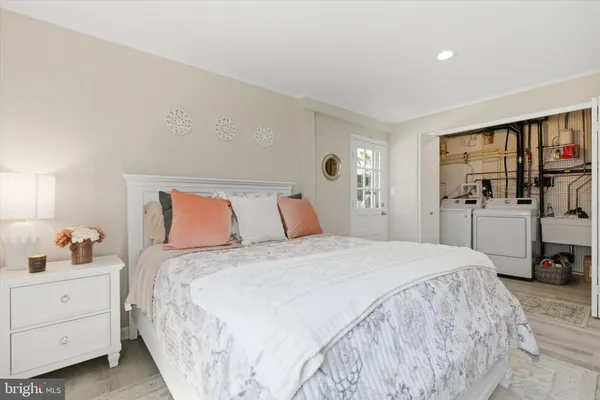 $850,000 | 5218 Olley Lane, Burke, VA 22015