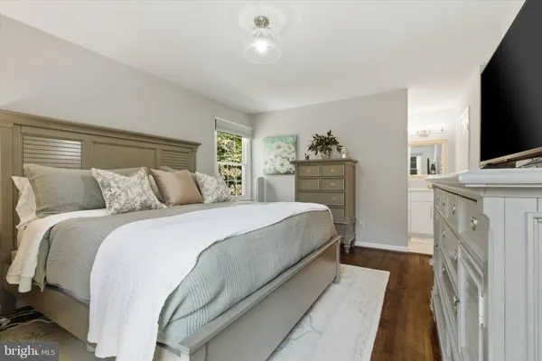 $850,000 | 5218 Olley Lane, Burke, VA 22015