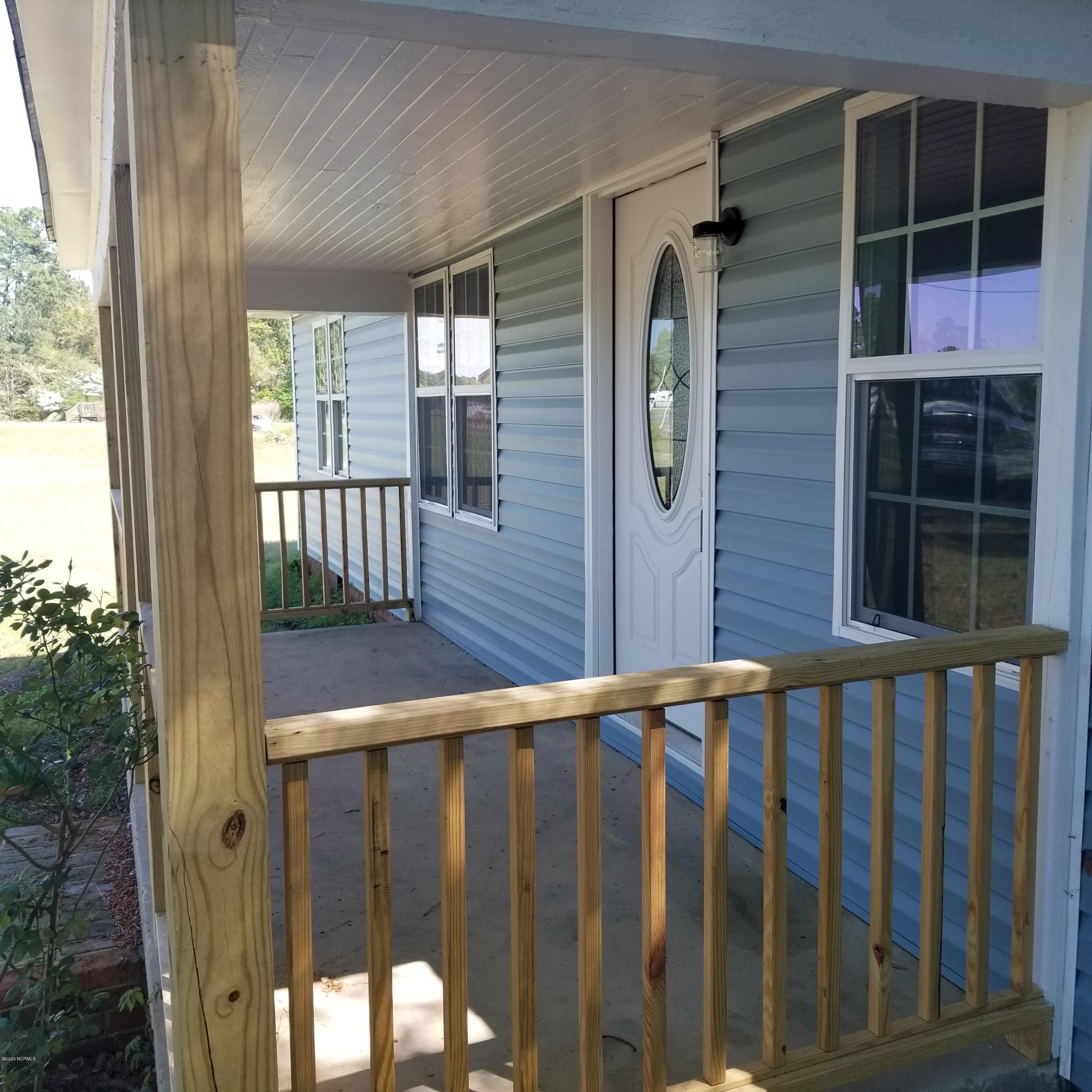 2403 Center Road Bladenboro, NC 28320 - Photo 4 of 16 20200402_142022