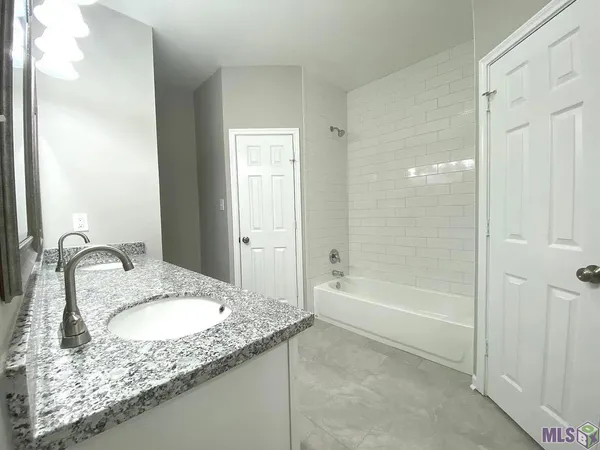 $1,750 | 17117 Ashton Avenue, Greenwell Springs, LA 70739
