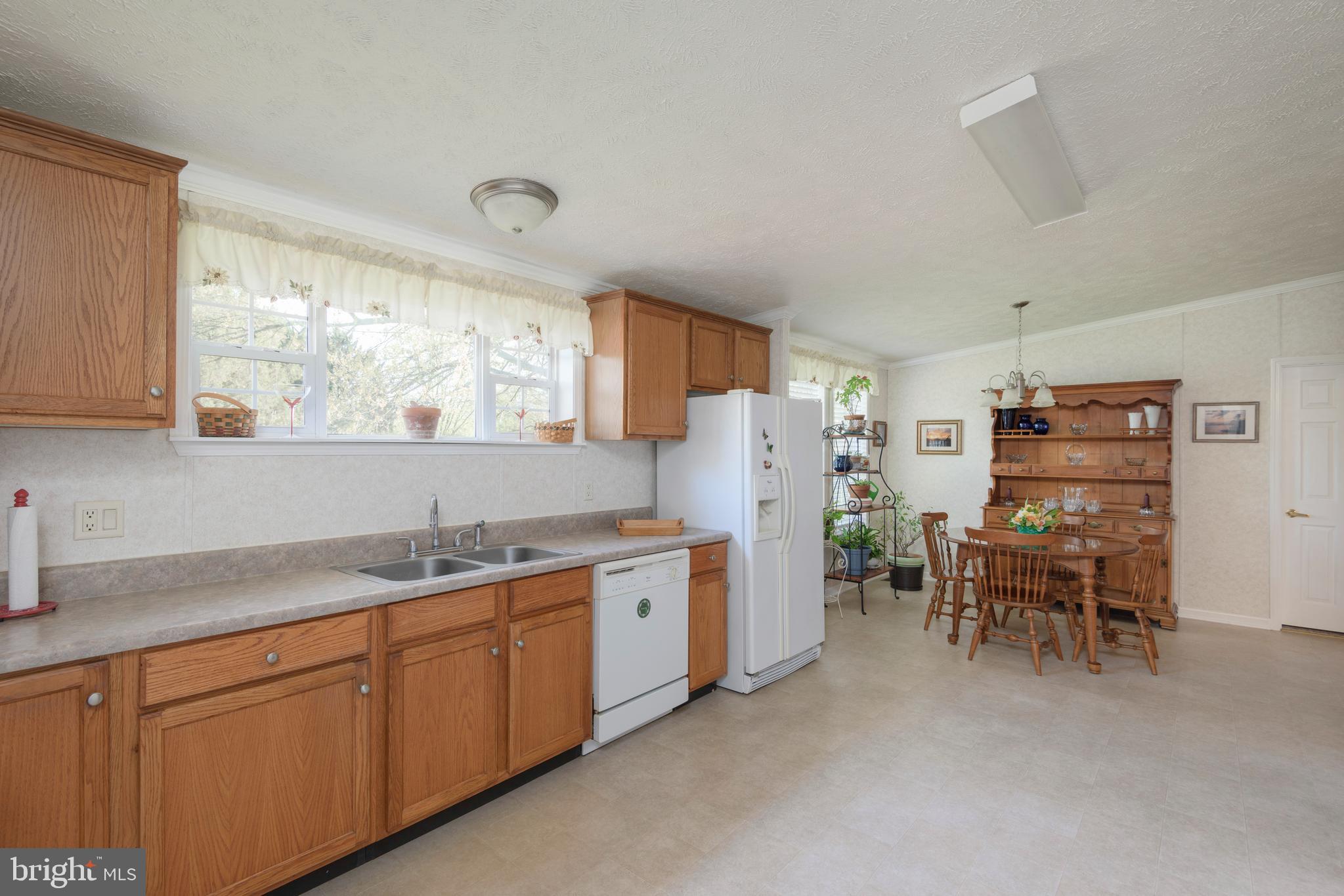 146 Glen Roy Road Nottingham, PA 19362 - Photo 9 of 25