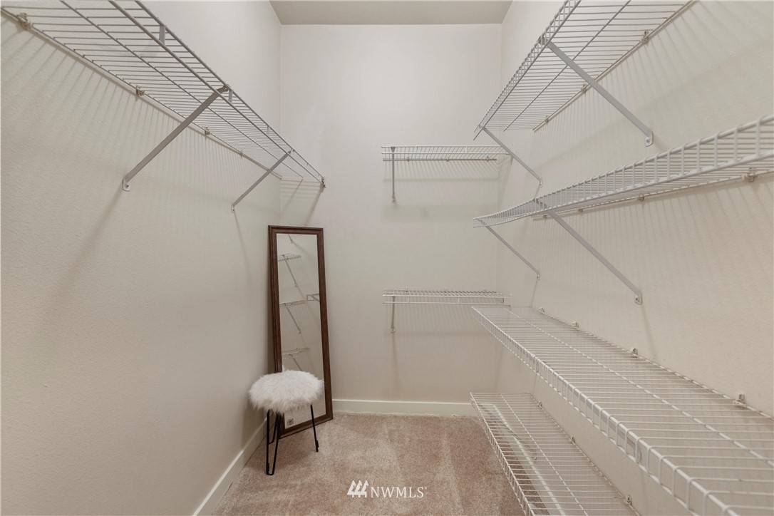 3914 243rd Place Southeast, Unit L204 Bothell, WA 98021 - Photo 23 of 27