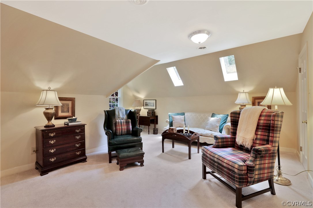 14301 Newgate Road Midlothian, VA 23113 - Photo 22 of 37 a living room with furniture
