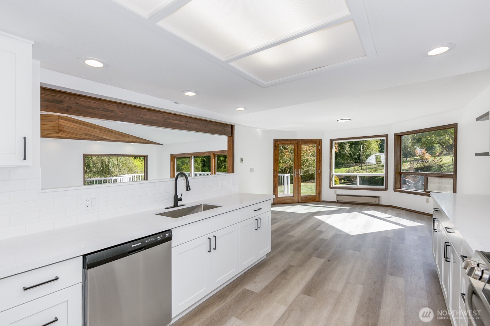 8824 Grandview Road Arlington, WA 98223 - Photo 6 of 34 Gallery Image 6