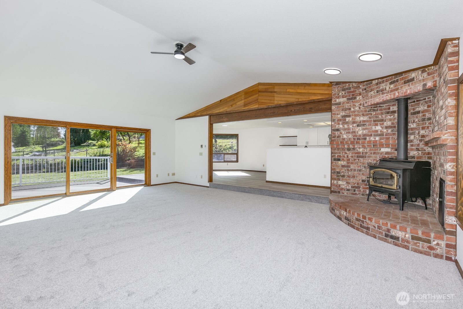 8824 Grandview Road Arlington, WA 98223 - Photo 8 of 34 Gallery Image 8