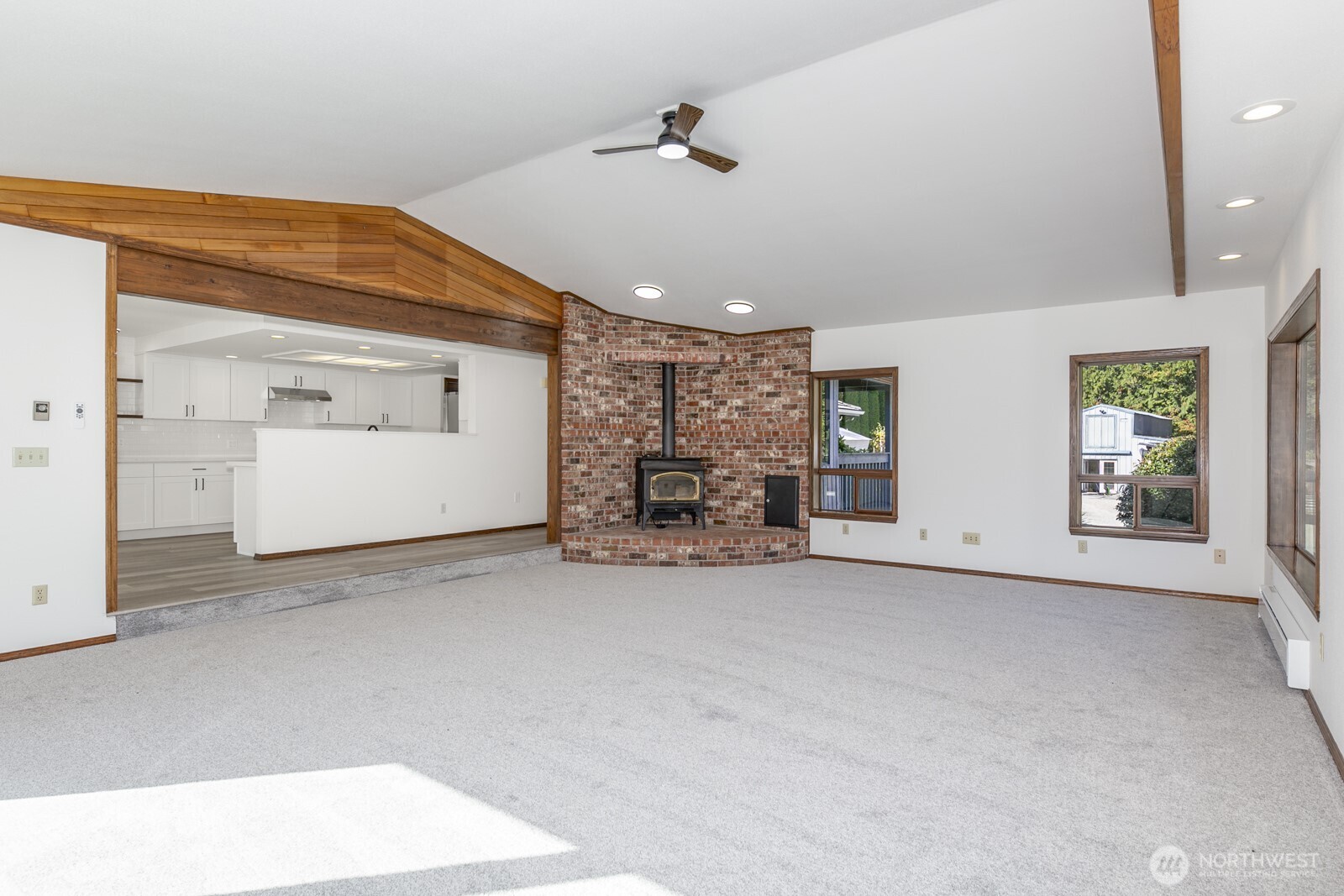 8824 Grandview Road Arlington, WA 98223 - Photo 9 of 34 Gallery Image 9