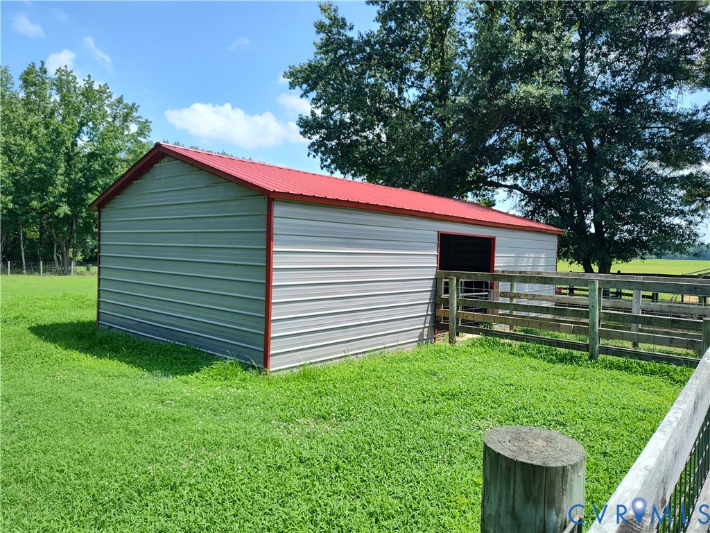 20827 Carson Road Dinwiddie, VA 23841 - Photo 24 of 43