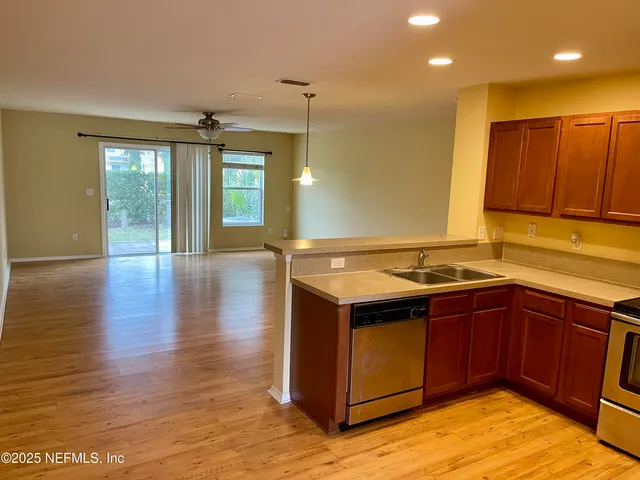 $1,695 | 250 Michelangelo Place, St. Augustine, FL 32084