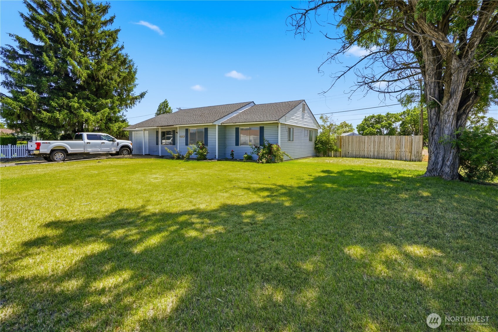 1246 Pershing Road Moses Lake, WA 98837 - Photo 1 of 14 Gallery Image 1