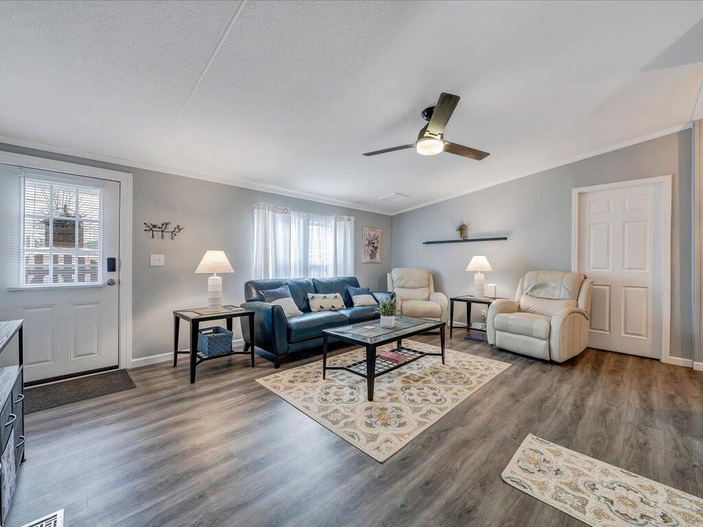 3559 County Line Road Patrick Springs, VA 24133 - Photo 8 of 44 08-MIB08870