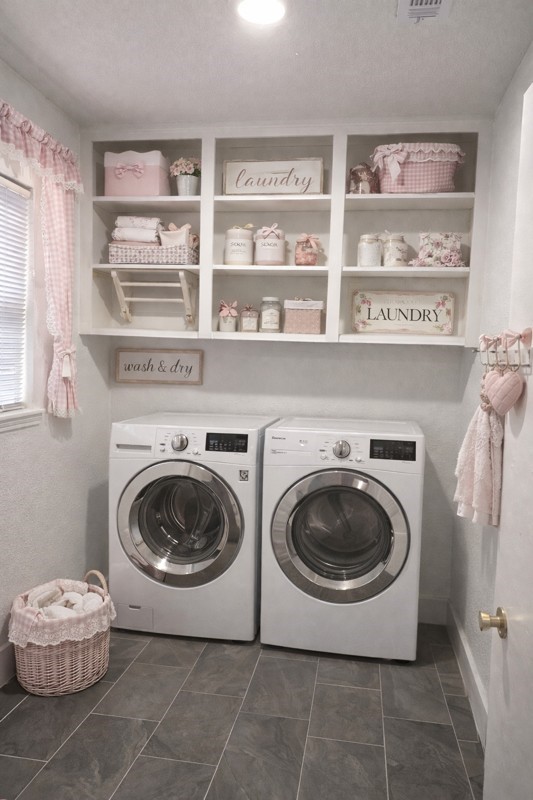 804 Ward Street Rosenberg, TX 77471 - Photo 9 of 9 a utility room with dryer and washer