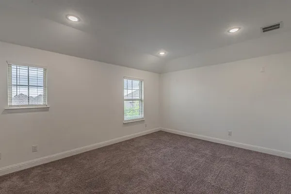 $3,800 | 17644 Sequoia Drive, Dallas, TX 75252