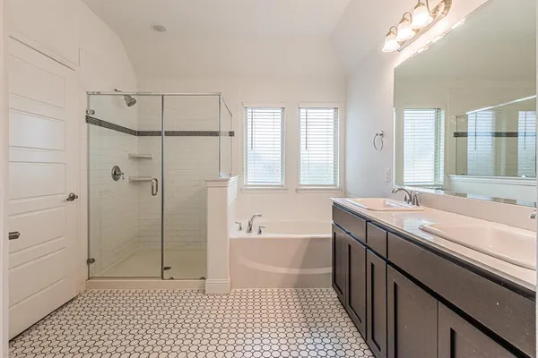 $3,800 | 17644 Sequoia Drive, Dallas, TX 75252