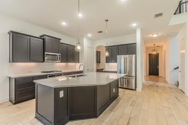 $3,800 | 17644 Sequoia Drive, Dallas, TX 75252