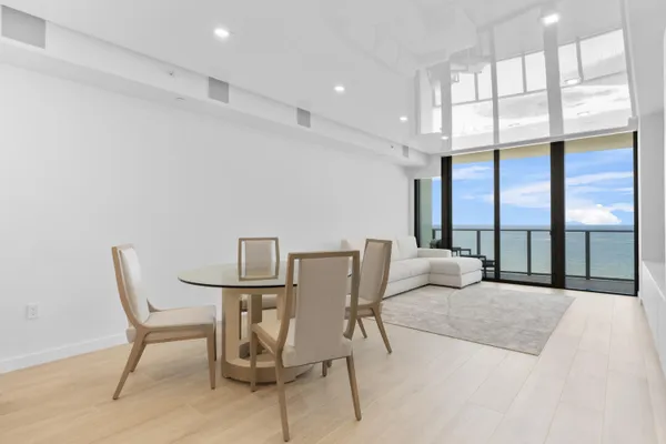 $13,000 | 1116 North Ocean Boulevard, Unit 904, Pompano Beach, FL 33062