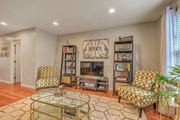 $234,900 | 233 Lavinia Street, Bristol, VA 24201