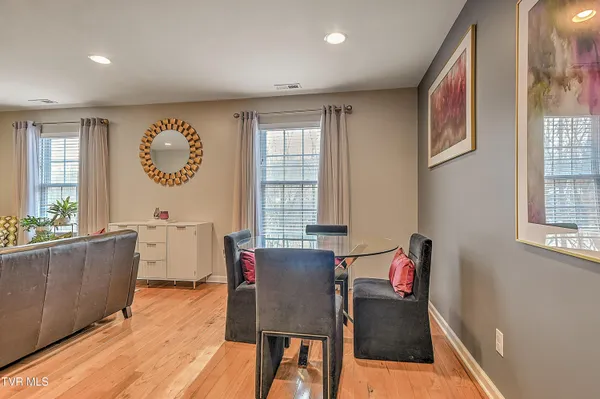 $234,900 | 233 Lavinia Street, Bristol, VA 24201