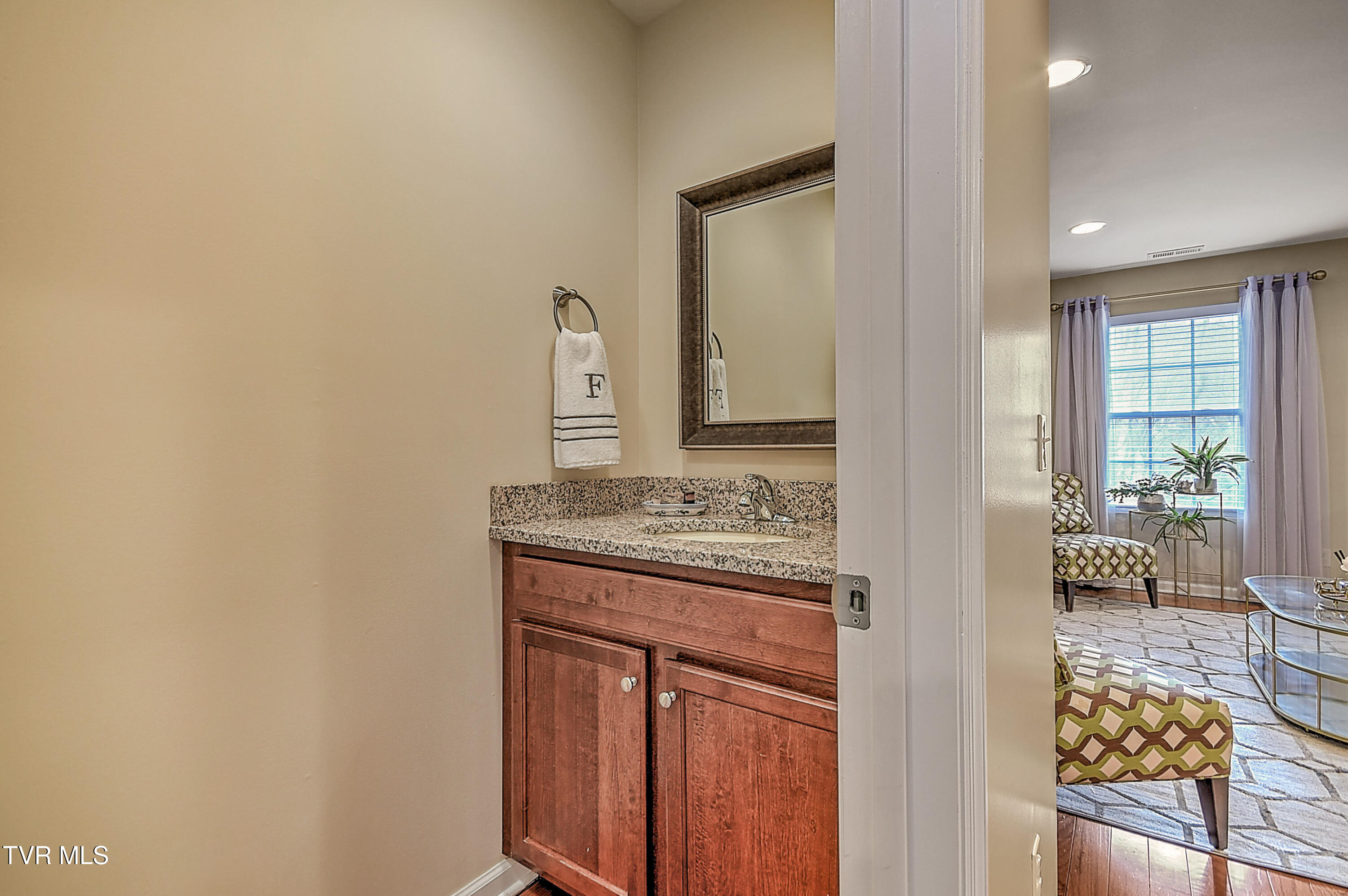233 Lavinia Street Bristol, VA 24201 - Photo 15 of 35 233 Lavinia MW-4