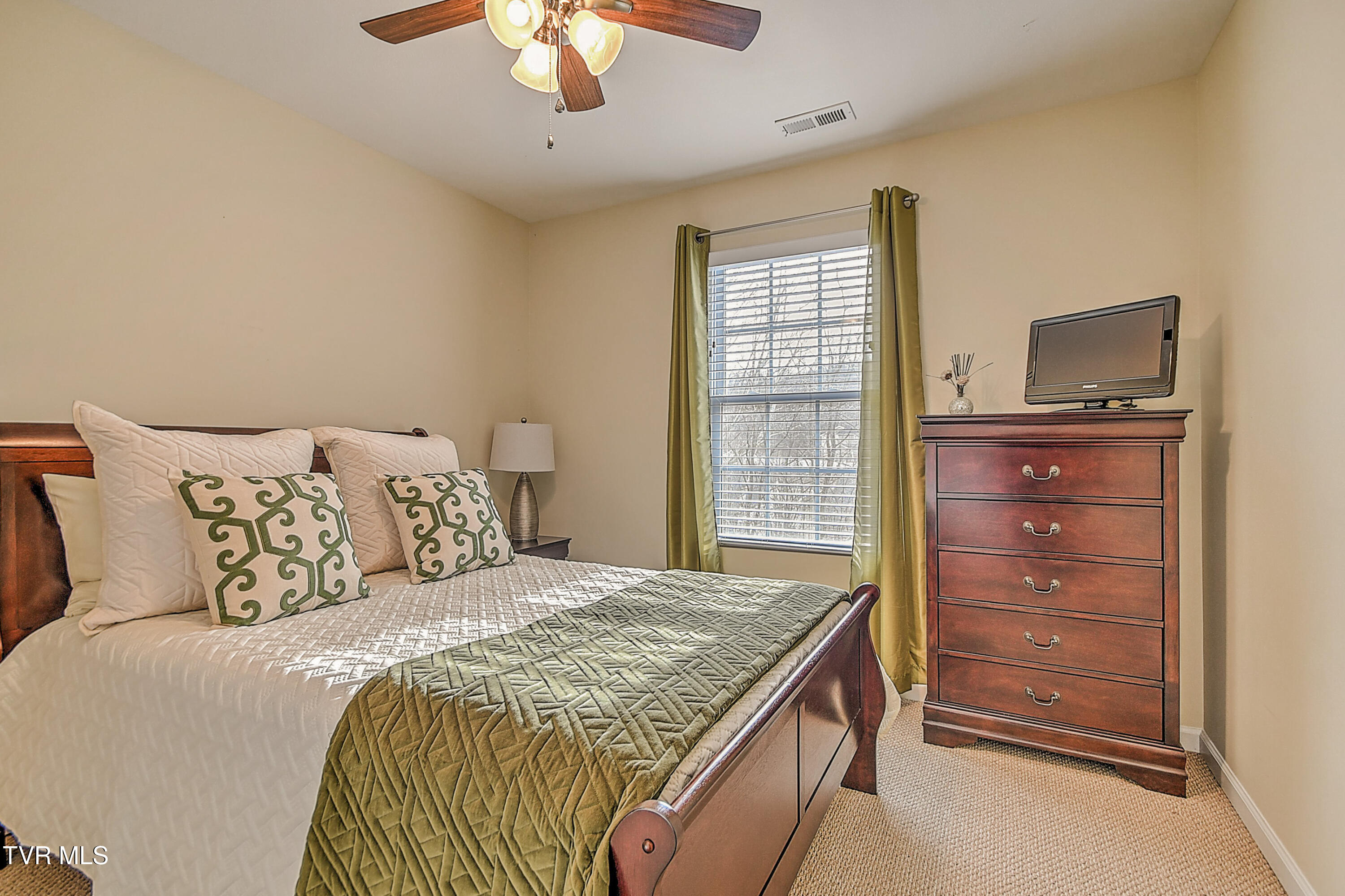 233 Lavinia Street Bristol, VA 24201 - Photo 25 of 35 233 Lavinia MW-33