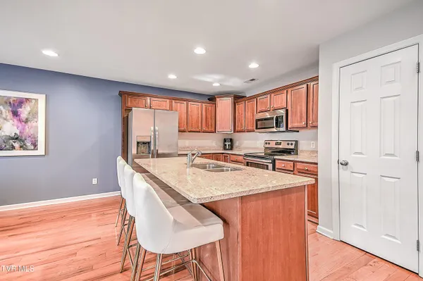 $234,900 | 233 Lavinia Street, Bristol, VA 24201