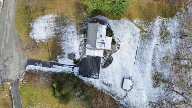 $635,000 | 9 Sachs Court, Hopewell Junction, NY 12533