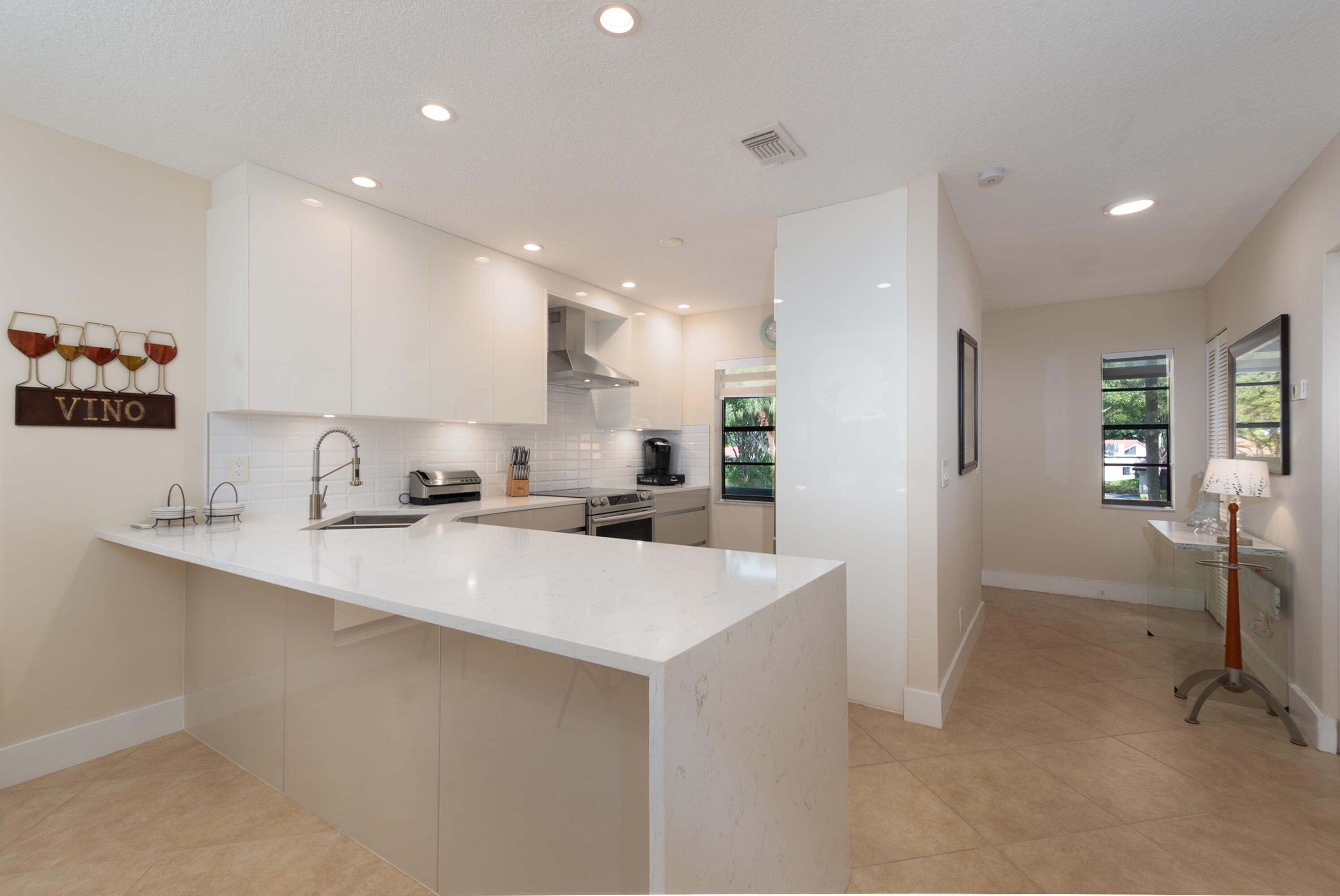 21703 Tall Palm Circle, Unit 5D Boca Raton, FL 33433 - Photo 9 of 36 Sleek Design