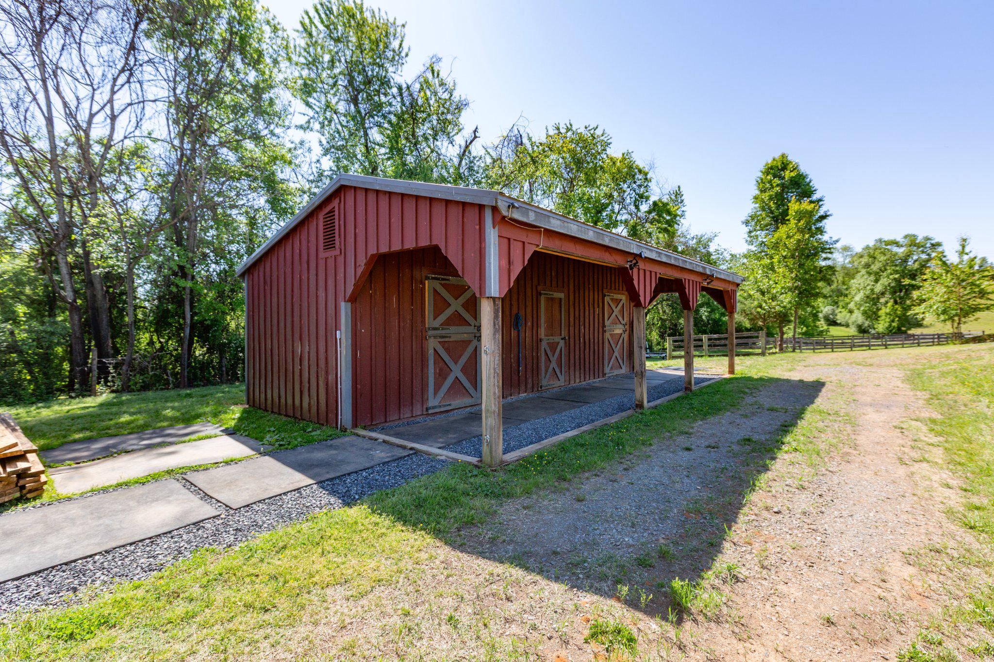 16390 Wayland Road Culpeper, VA 22701 - Photo 6 of 92 Two stall barn just waiting for your horses