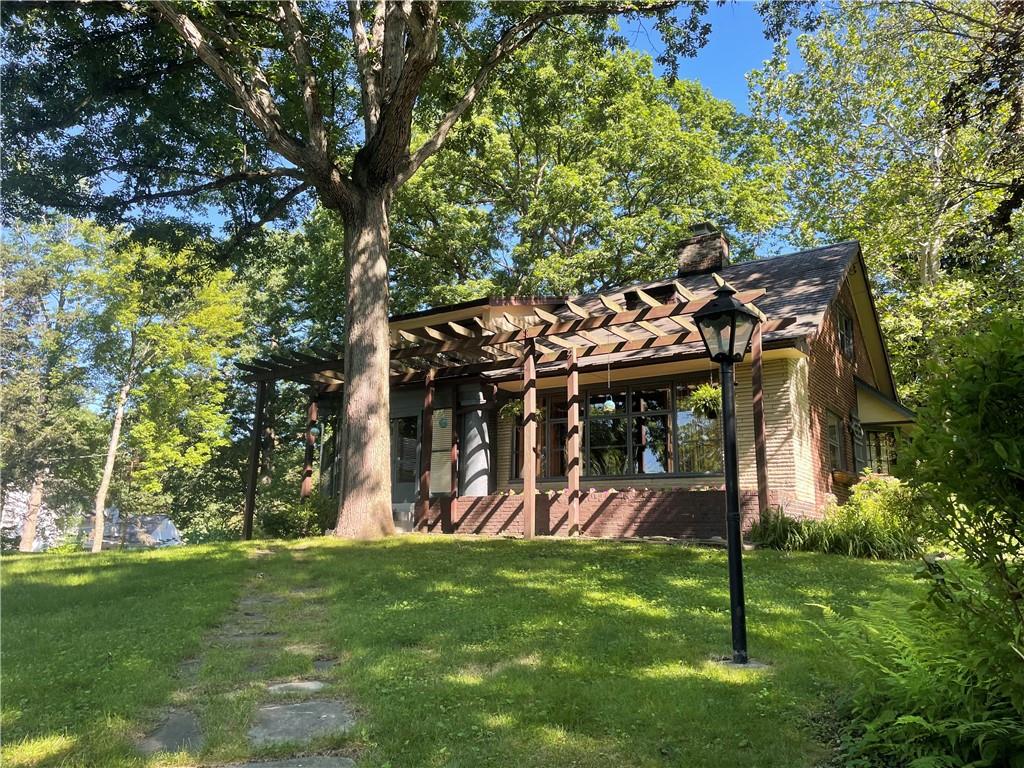304 East Waldheim Road Pittsburgh, PA 15215 - Photo 1 of 24 Gallery Image 1