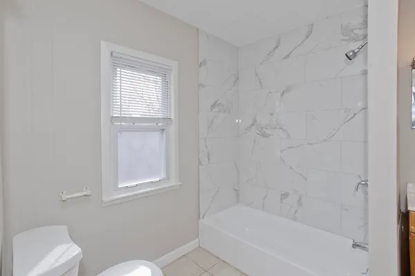 $279,900 | 36 Daniel Street, Springfield, MA 01151