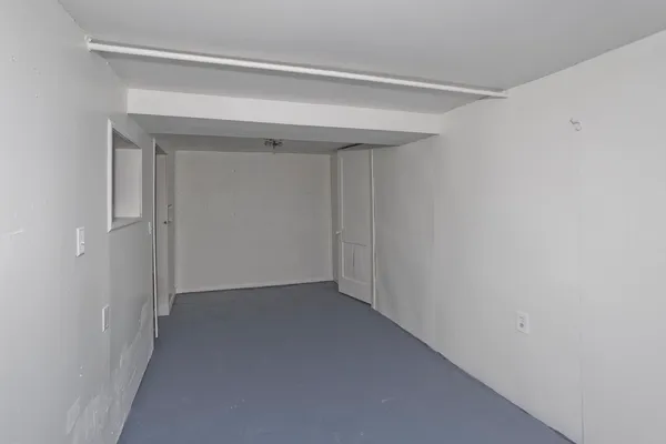 $279,900 | 36 Daniel Street, Springfield, MA 01151