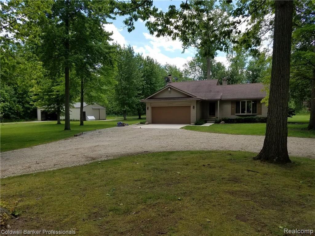 383 Henderson Road Howell, MI 48855 - Photo 13 of 41 2017-05-31 13.05