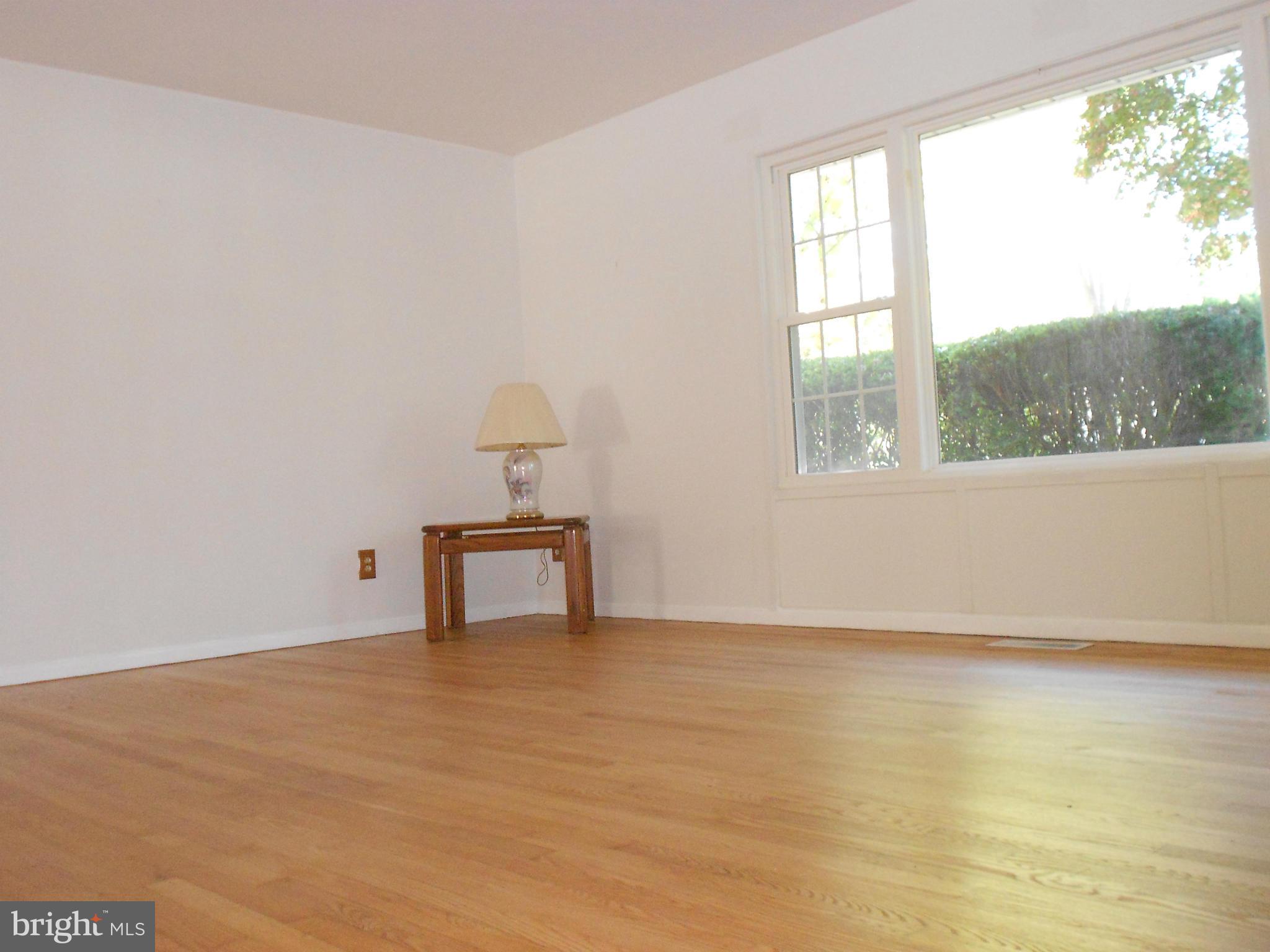 116 West Belcrest Road Bel Air, MD 21014 - Photo 5 of 30 Living Room