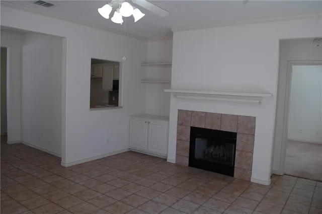 $1,350 | 1600 Fable Lane, College Station, TX 77845