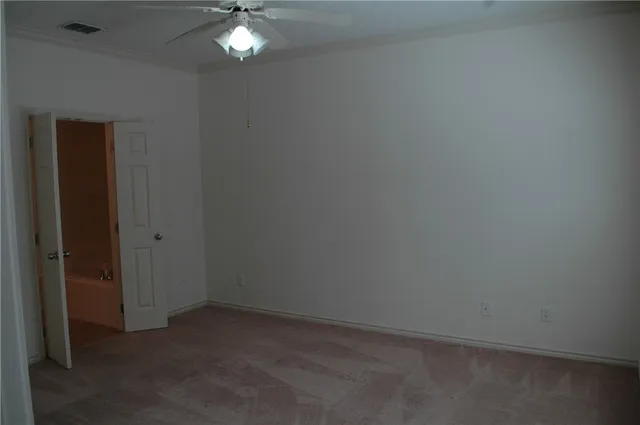 $1,350 | 1600 Fable Lane, College Station, TX 77845