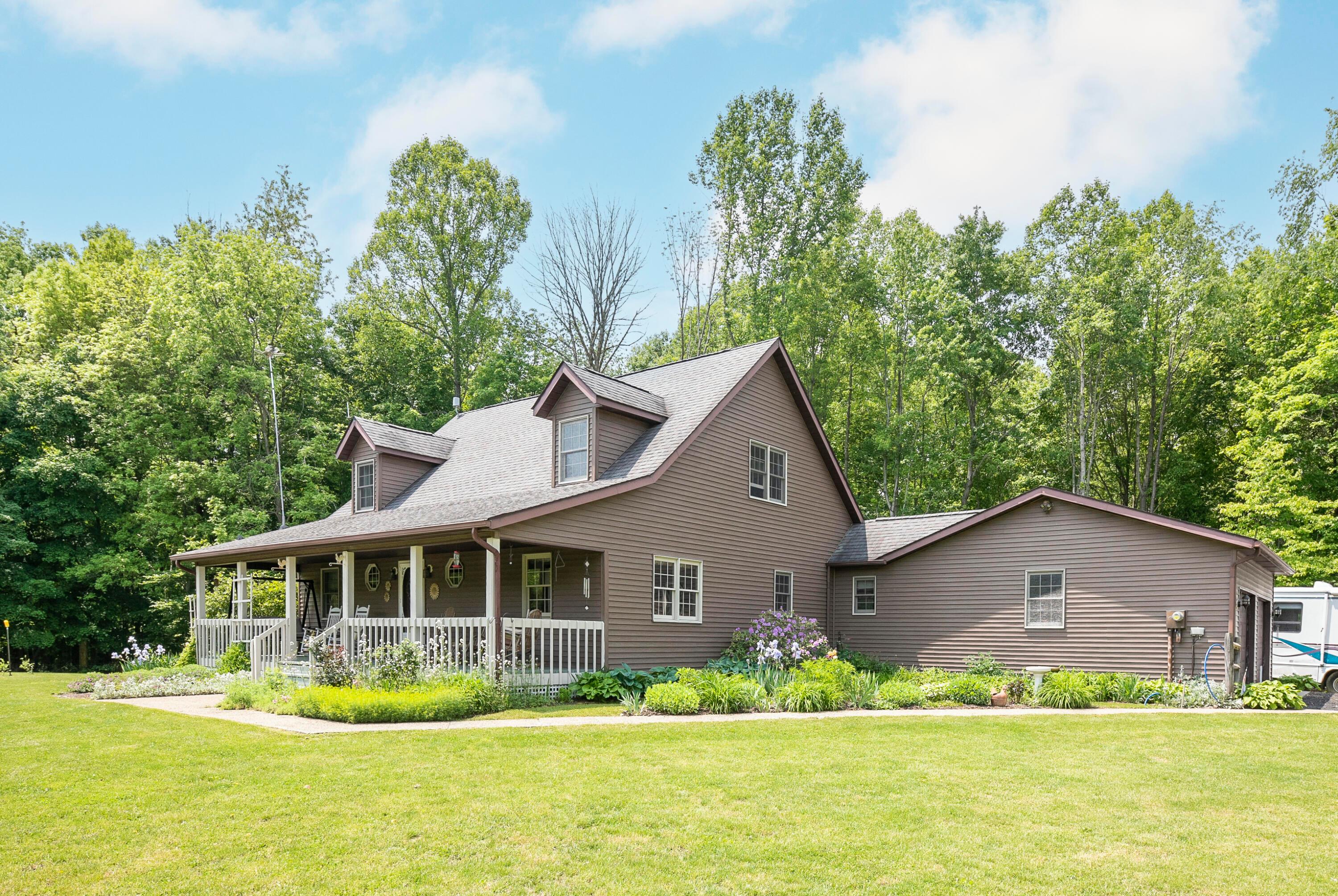 12673 Middlefork Road Amanda, OH 43102 - Photo 2 of 88 Welcome to 12673 Middlefork Road