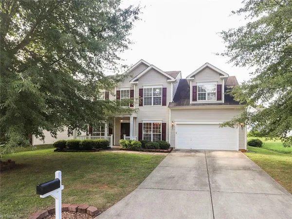 $2,400 | 3712 Pemberton Way, High Point, NC 27265