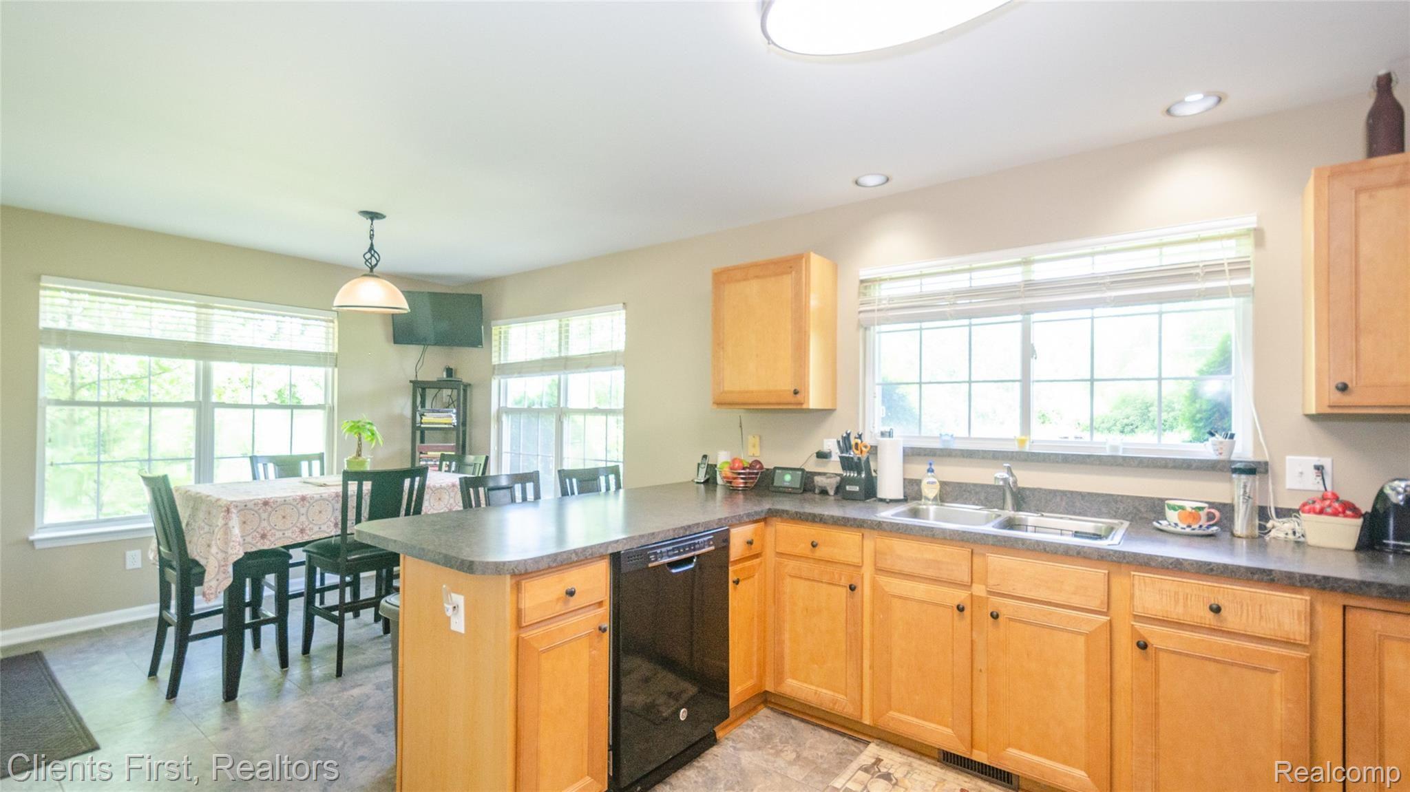 41335 Judd Road Belleville, MI 48111 - Photo 26 of 62 035_13.jpg