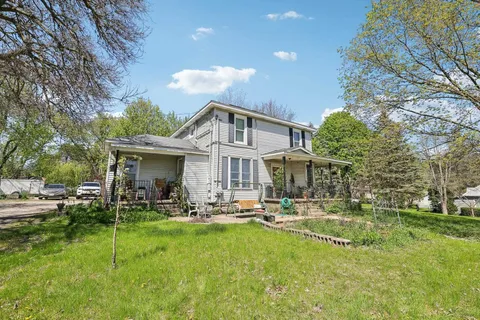 $240,000 | 604 9th, Baraboo, WI 53913