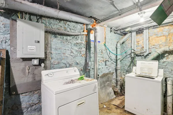 $240,000 | 604 9th, Baraboo, WI 53913