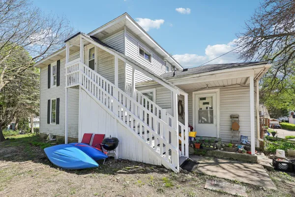 $240,000 | 604 9th, Baraboo, WI 53913