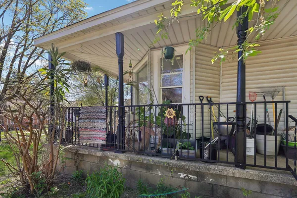 $240,000 | 604 9th, Baraboo, WI 53913