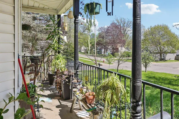 $240,000 | 604 9th, Baraboo, WI 53913