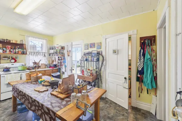 $240,000 | 604 9th, Baraboo, WI 53913