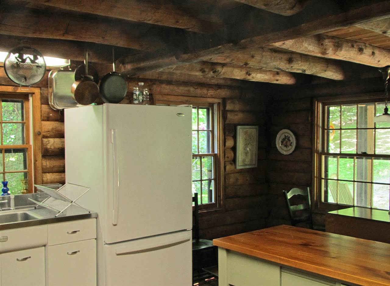 51 Upper Oak Hill Road Williamsville, VT 05362 - Photo 9 of 22 Gallery Image 9