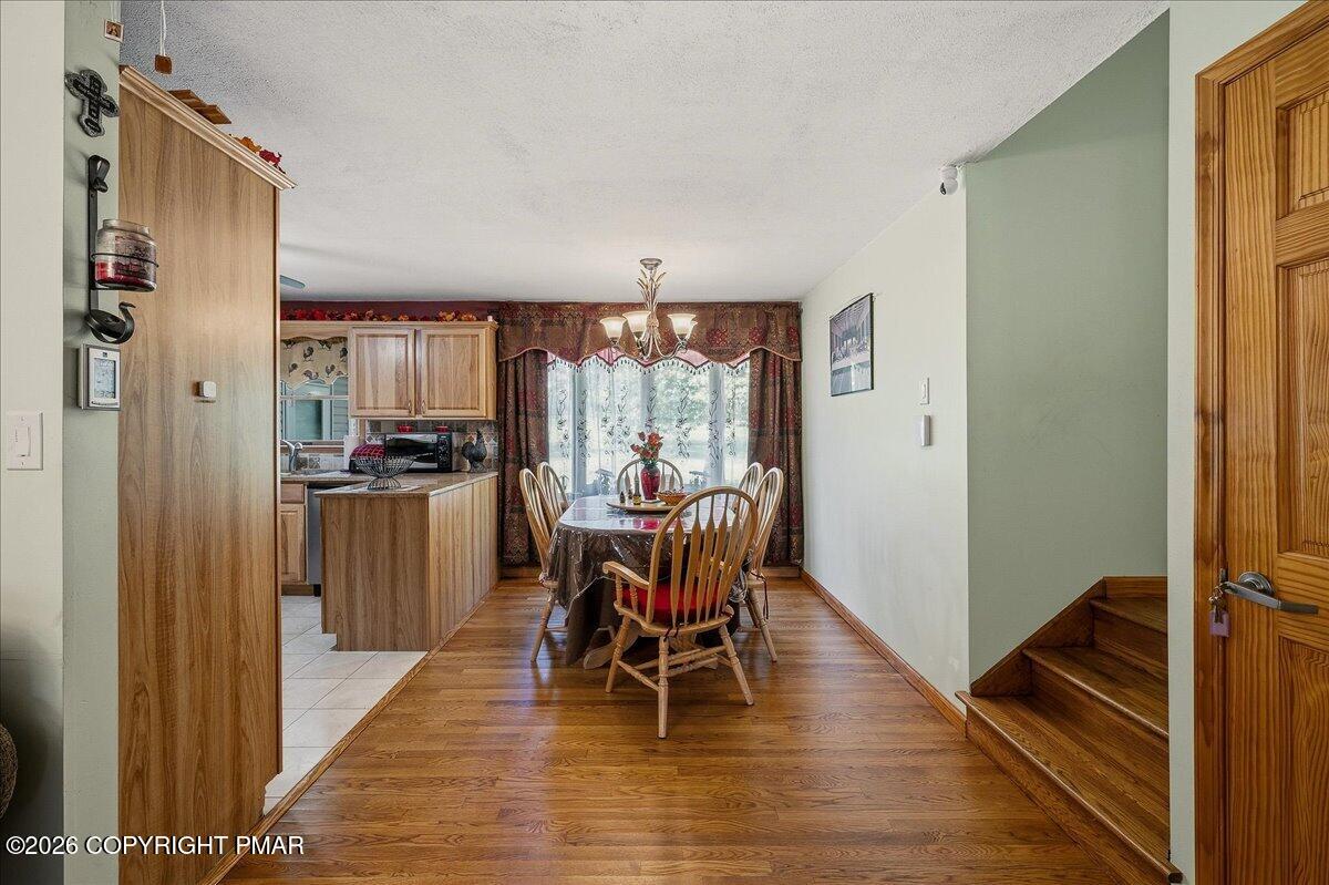 140 Camelback Road Tannersville, PA 18372 - Photo 16 of 44 16-HomeView_Media-140_Camelback_Rd