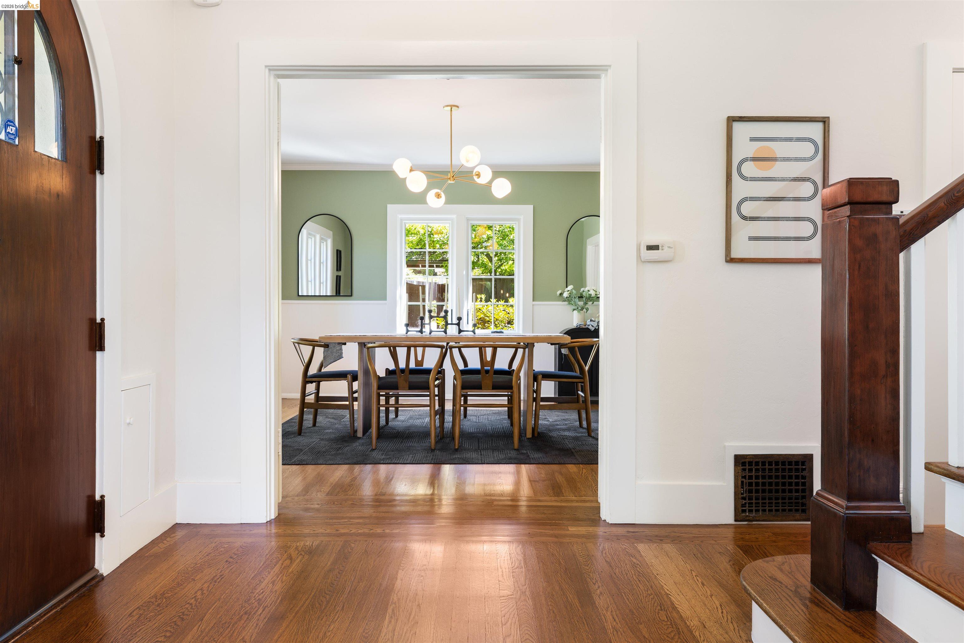 900 Euclid Avenue Berkeley, CA 94708 - Photo 7 of 54 a view of a dining room with furniture window and wooden floor