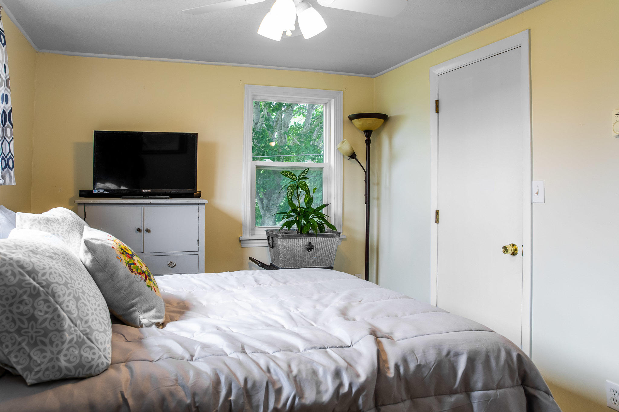 761 Horseback Road Levant, ME 04456 - Photo 25 of 43 Horseback Interiors-10