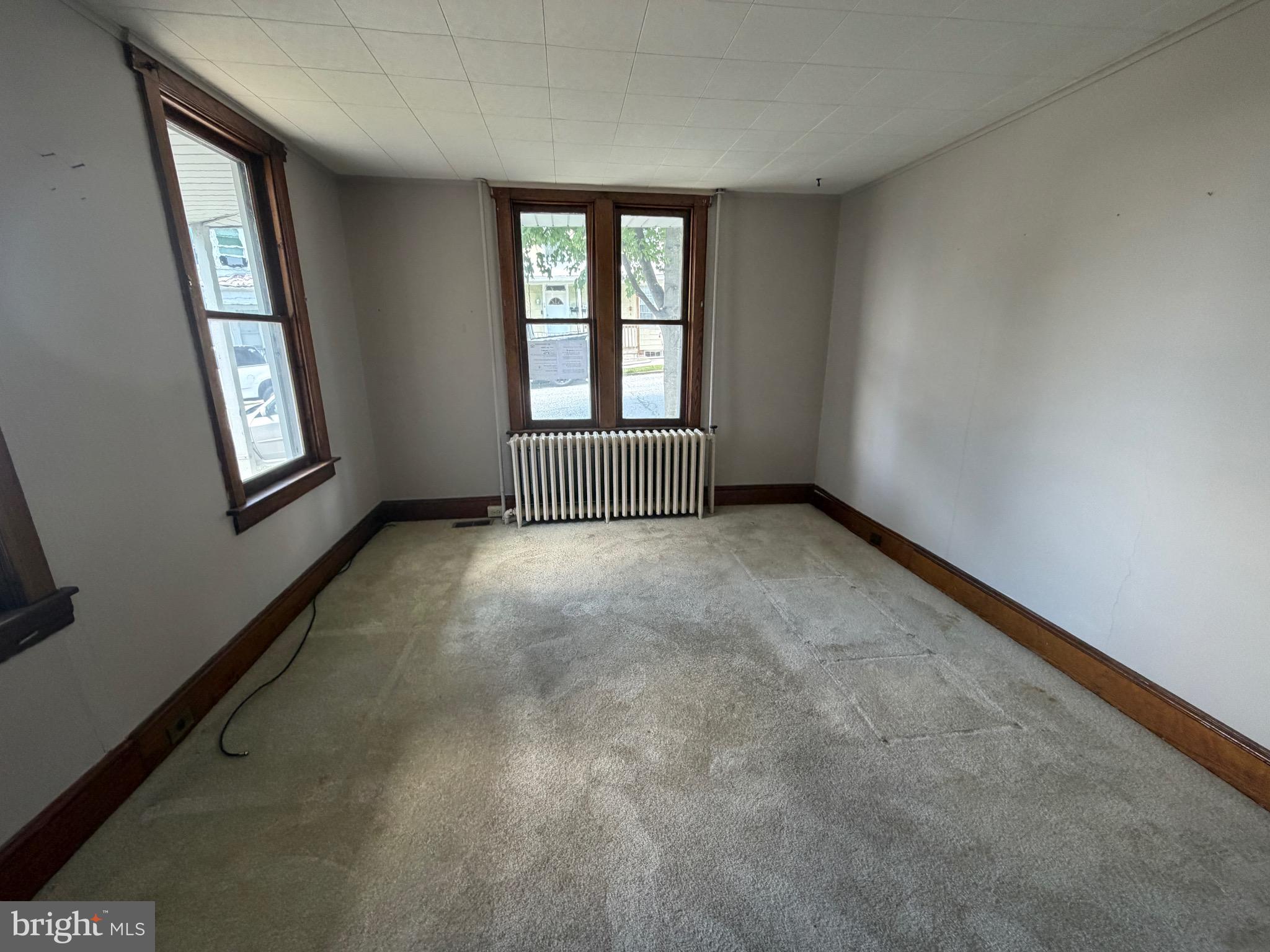 11 South East Street Spring Grove, PA 17362 - Photo 4 of 9