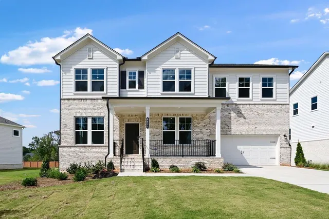 $810,990 | 8690 Stratford Oaks Avenue, Ball Ground, GA 30107